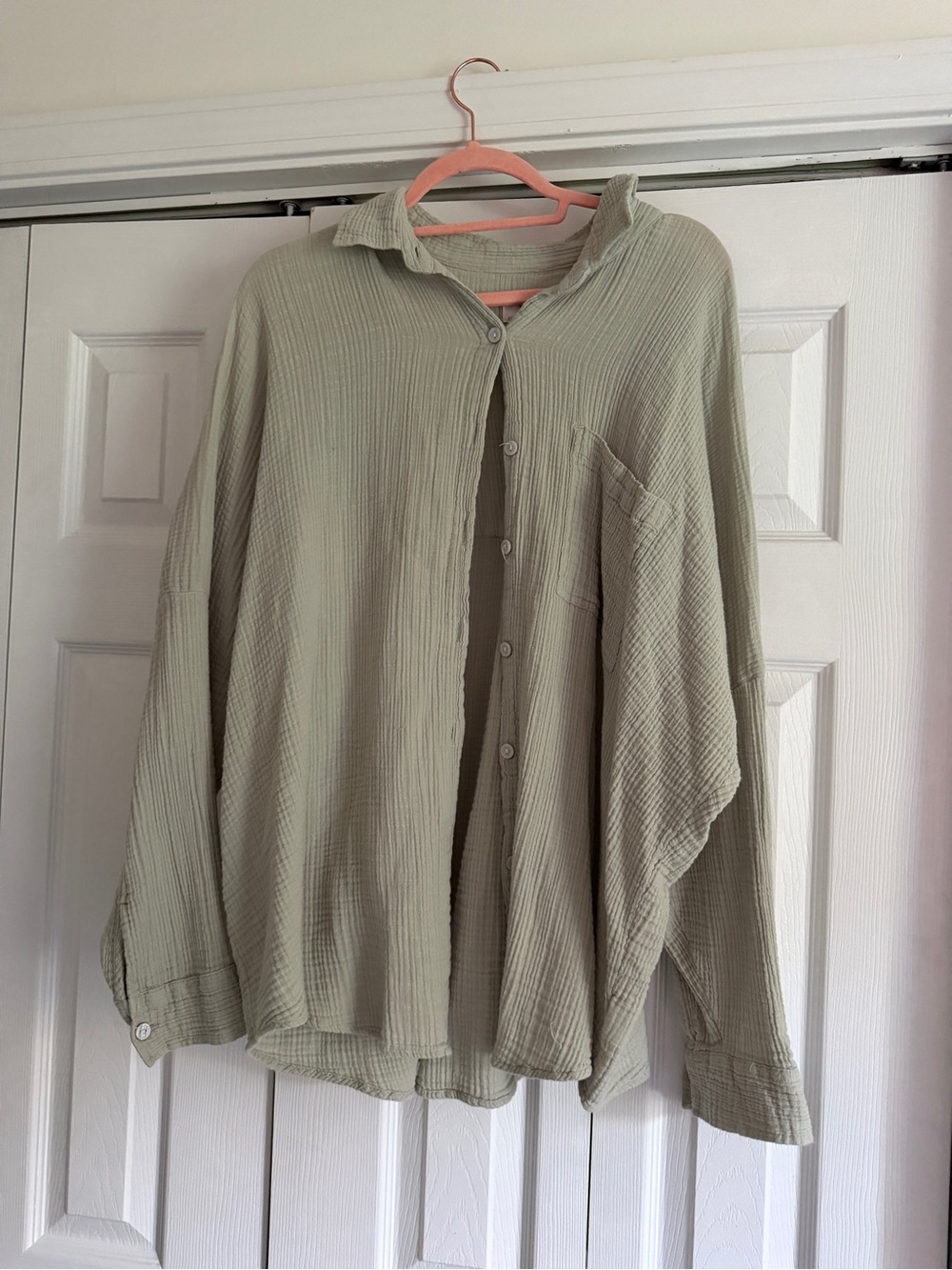American Eagle Outfitters Sage Green Button-Up Shirt Jacket